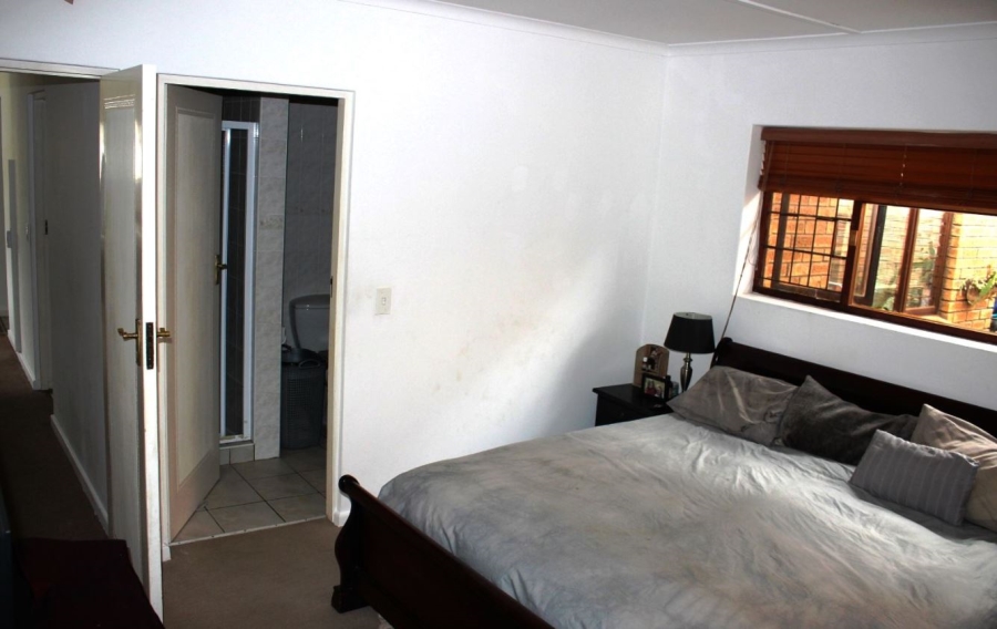 4 Bedroom Property for Sale in Groenvallei Western Cape